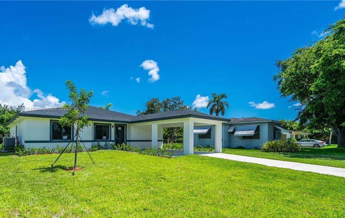 House for rent at 152 NW 18th St, Homestead, FL 33030