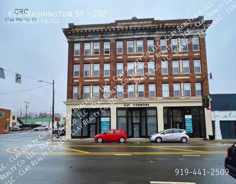 Apartment for rent at 625 Washington St, Eden, NC 27288