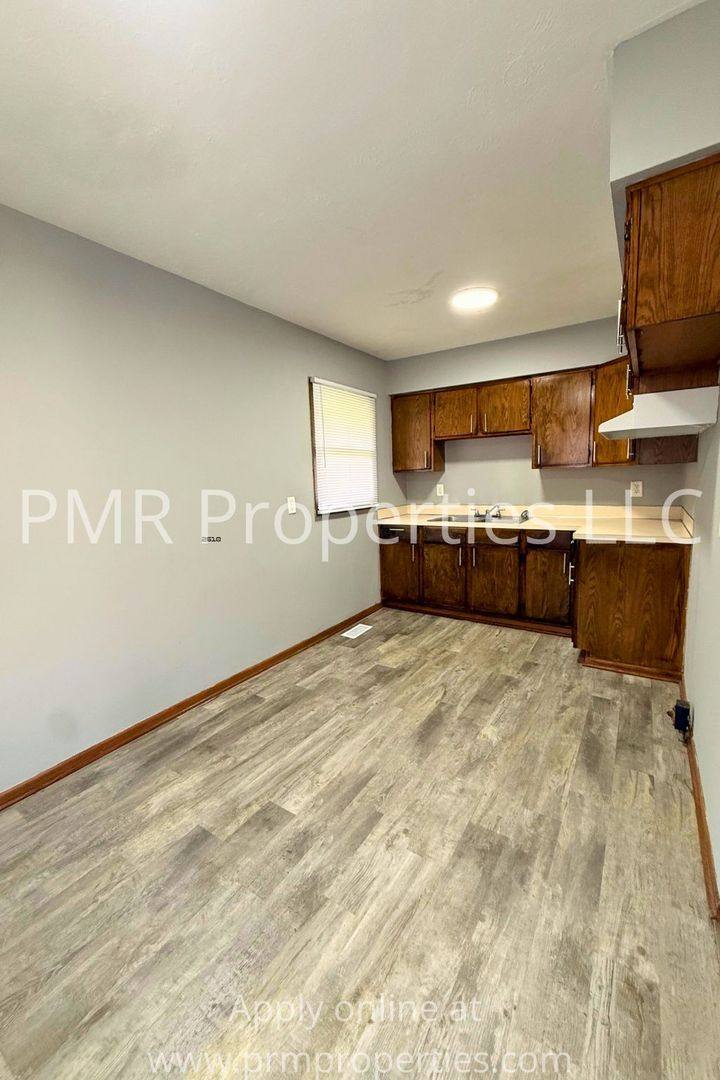 Apartment for rent at 4461 Redman Ave, Omaha, NE 68111