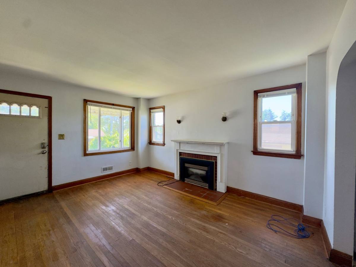 House for rent at 7906 Hillendale Rd, Parkville, MD 21234