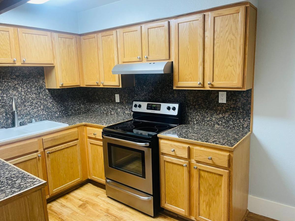 Apartment for rent at 4461 Howard Ave, Los Alamitos, CA 90720