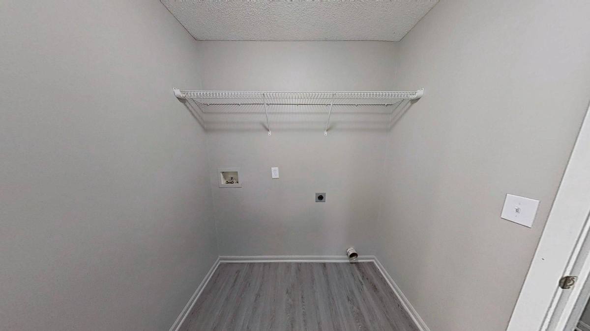 Apartment for rent at 404 A Oak Ridge Dr, Oak Grove, MO 64075
