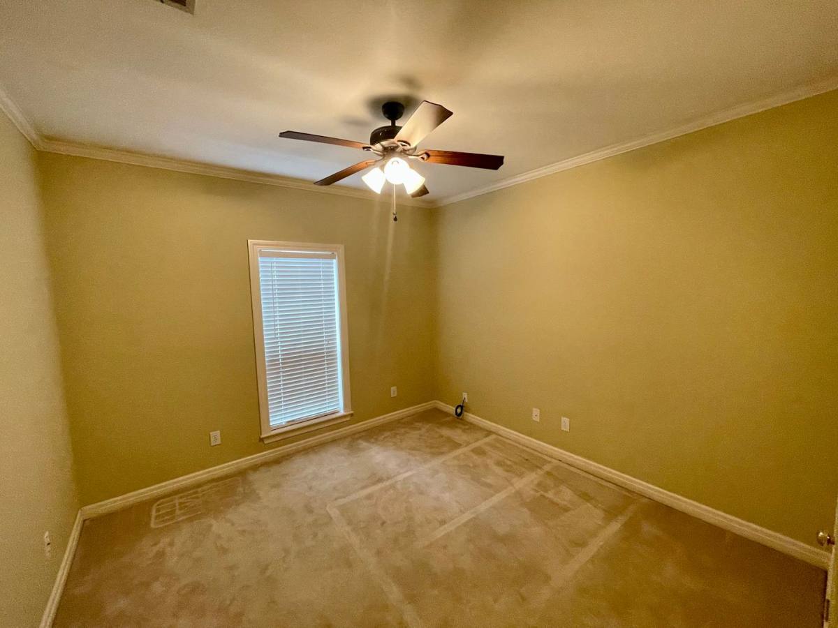 House for rent at 1013 N Azalea Dr, Madison, MS 39110