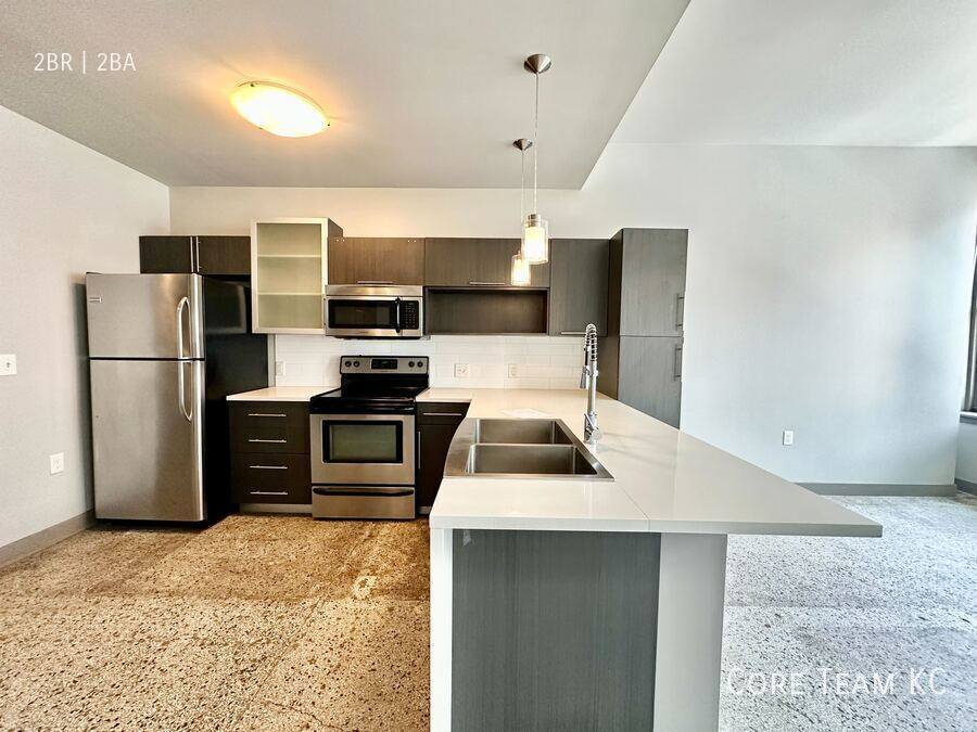 Apartment for rent at 306 E 12th St, Kansas City, MO 64106