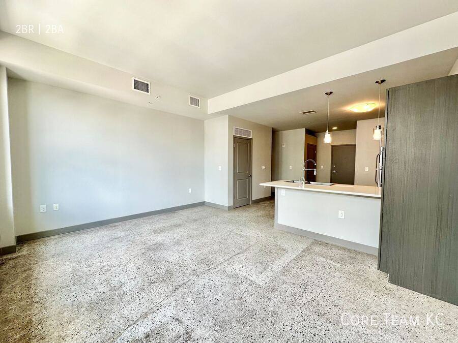 Apartment for rent at 306 E 12th St, Kansas City, MO 64106