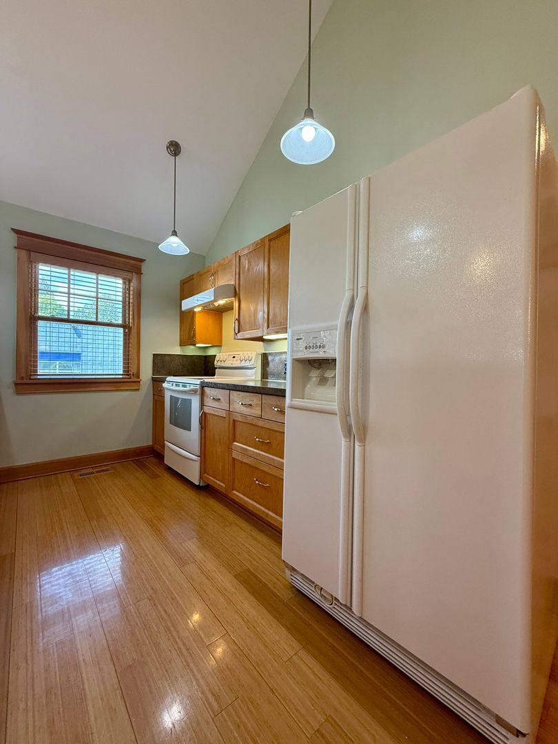 Townhouse for rent at 1723-1727 SE Nehalem St, Portland, OR 97202