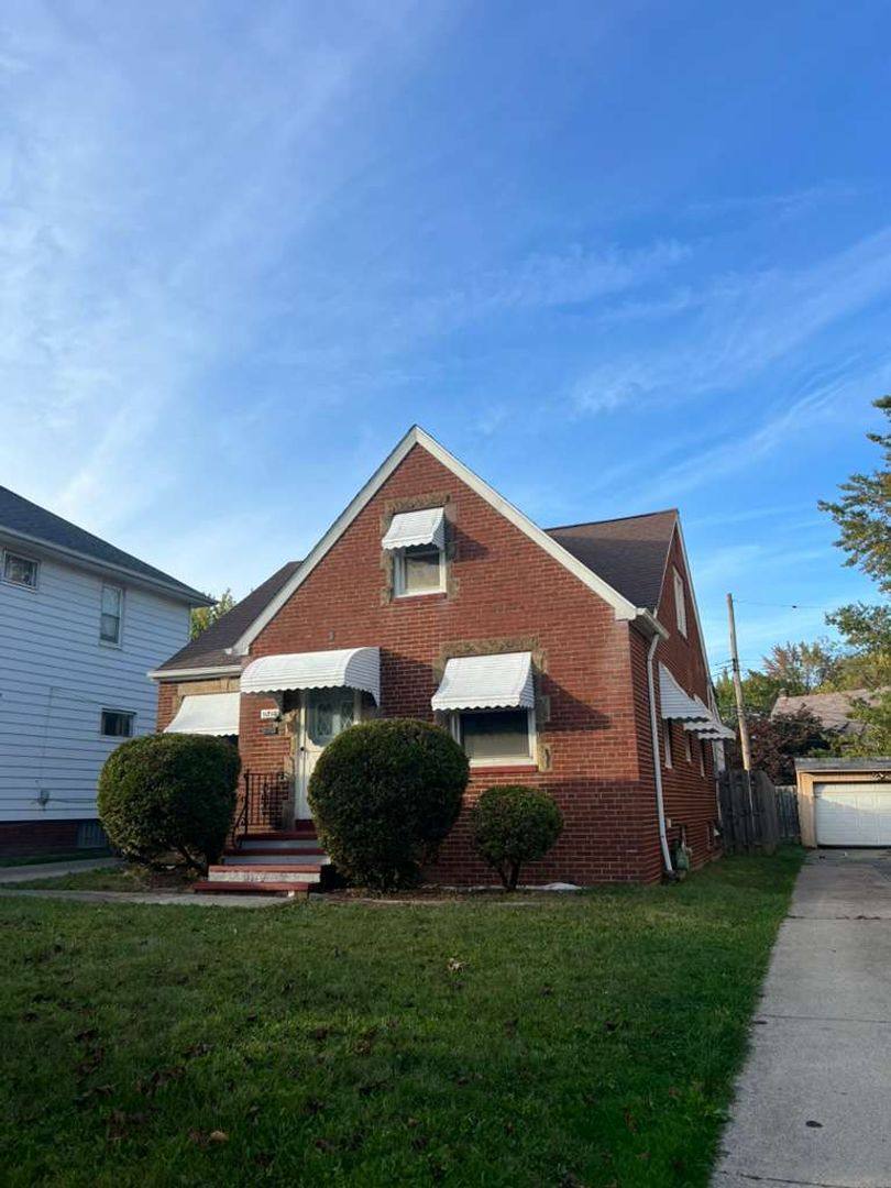 House for rent at 11215 Langton Ave, Cleveland, OH 44125