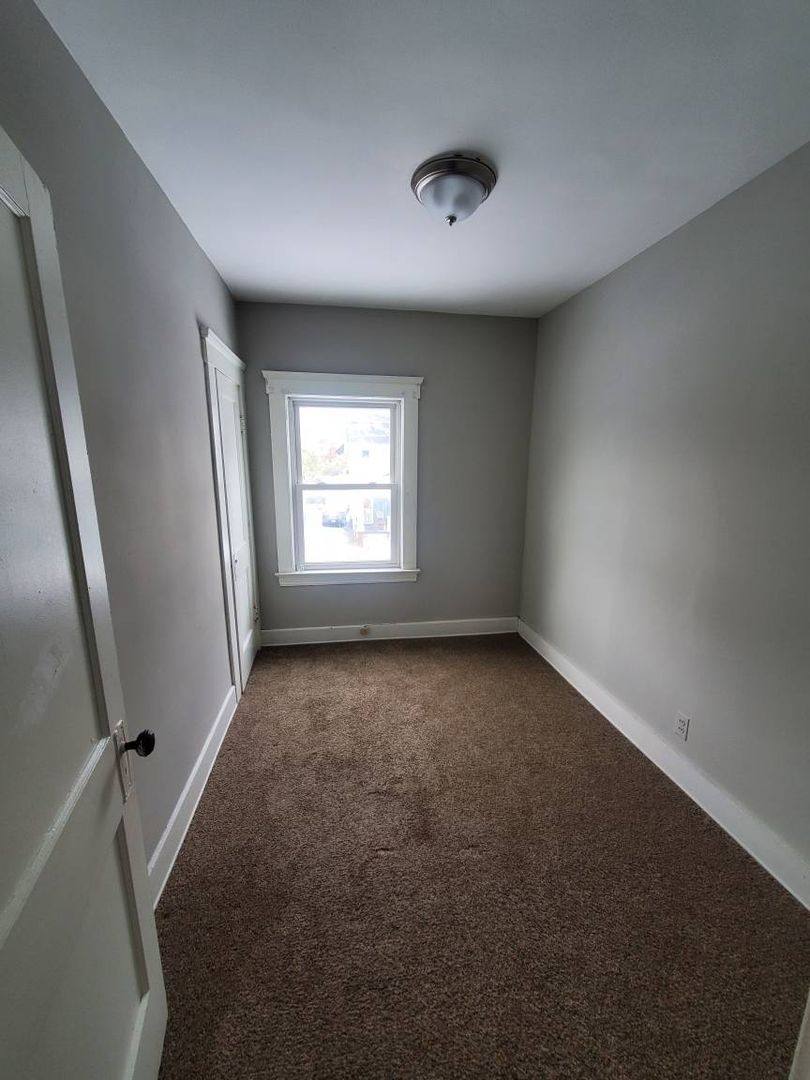 Apartment for rent at 14205 Savannah Ave, Cleveland, OH 44112