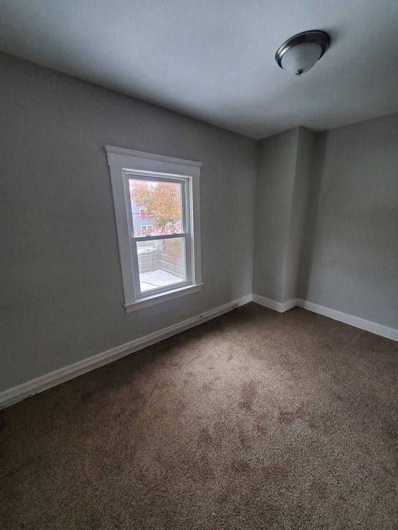 Apartment for rent at 14205 Savannah Ave, Cleveland, OH 44112