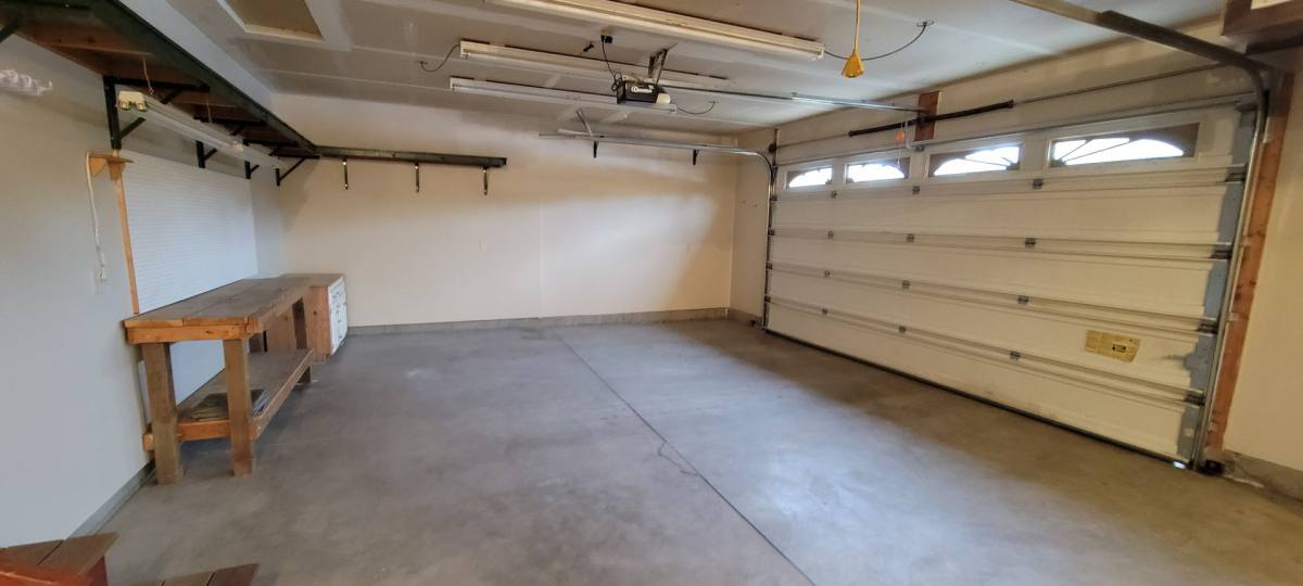 House for rent at 3719 E Thrush Lane, Mead, WA 99021