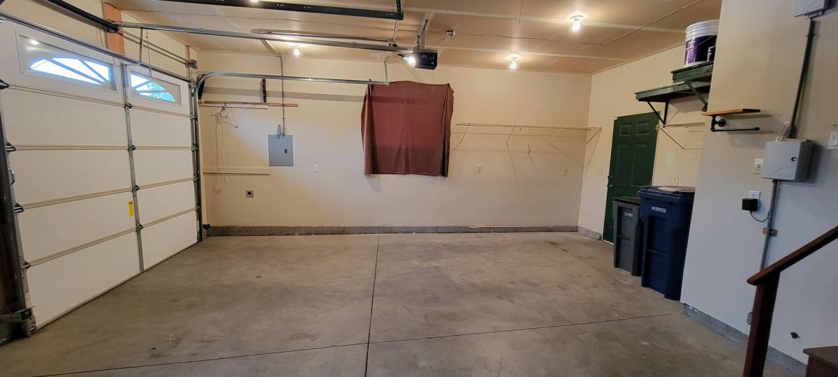 House for rent at 3719 E Thrush Lane, Mead, WA 99021