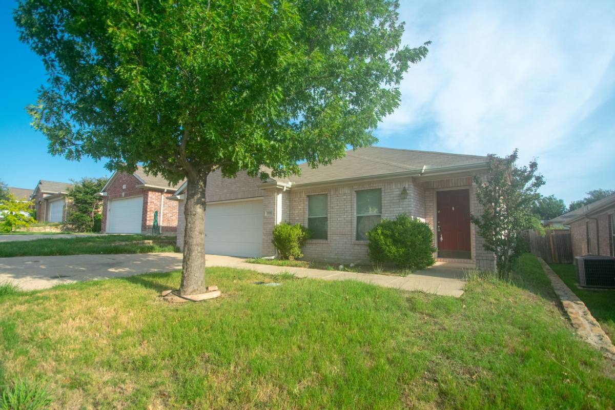 House for rent at 3725 Sapphire St, Keller, TX 76244