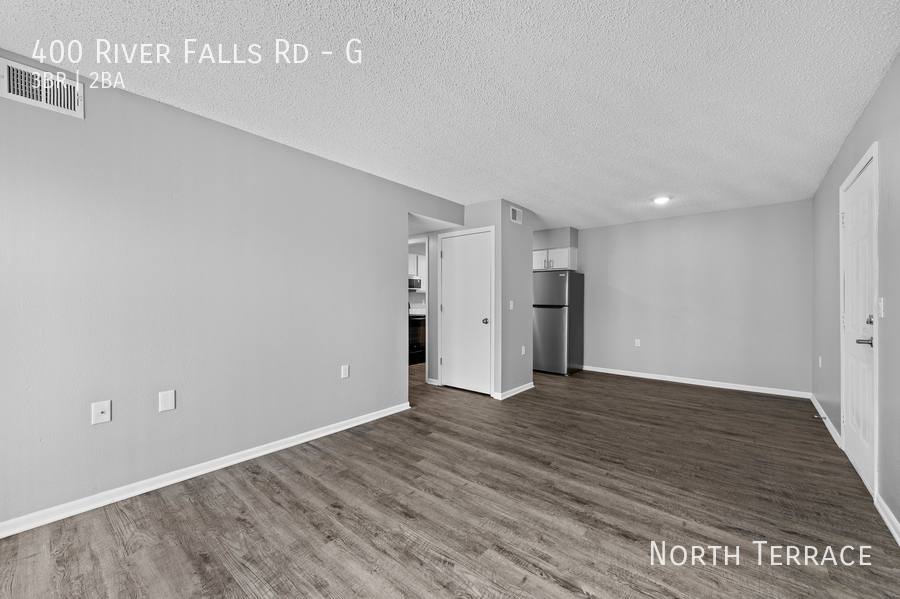 Apartment for rent at 400 River Falls Rd, Kansas City, KS 66111