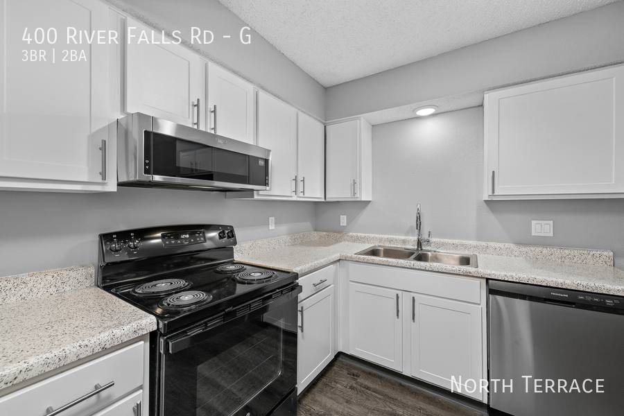 Apartment for rent at 400 River Falls Rd, Kansas City, KS 66111