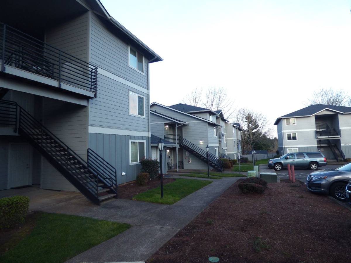 Apartment for rent at 5314, 5324, 5334, 5344 Skyline Rd S, Salem, OR 97306