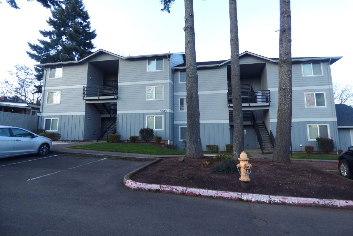Apartment for rent at 5314, 5324, 5334, 5344 Skyline Rd S, Salem, OR 97306