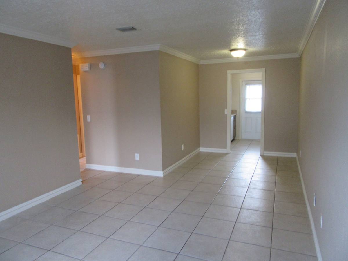 Apartment for rent at 1104 W 19th Court, Lynn Haven, FL 32444