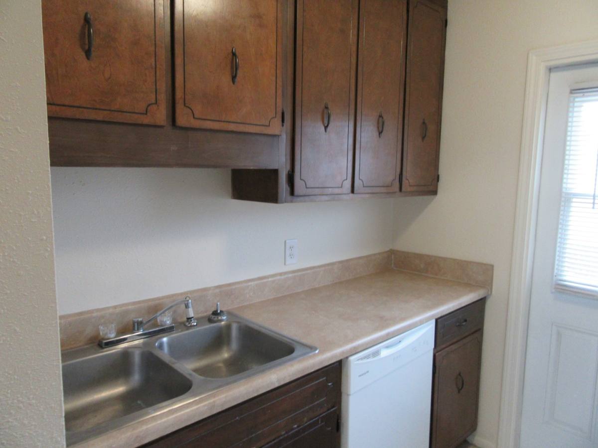 Apartment for rent at 1104 W 19th Court, Lynn Haven, FL 32444