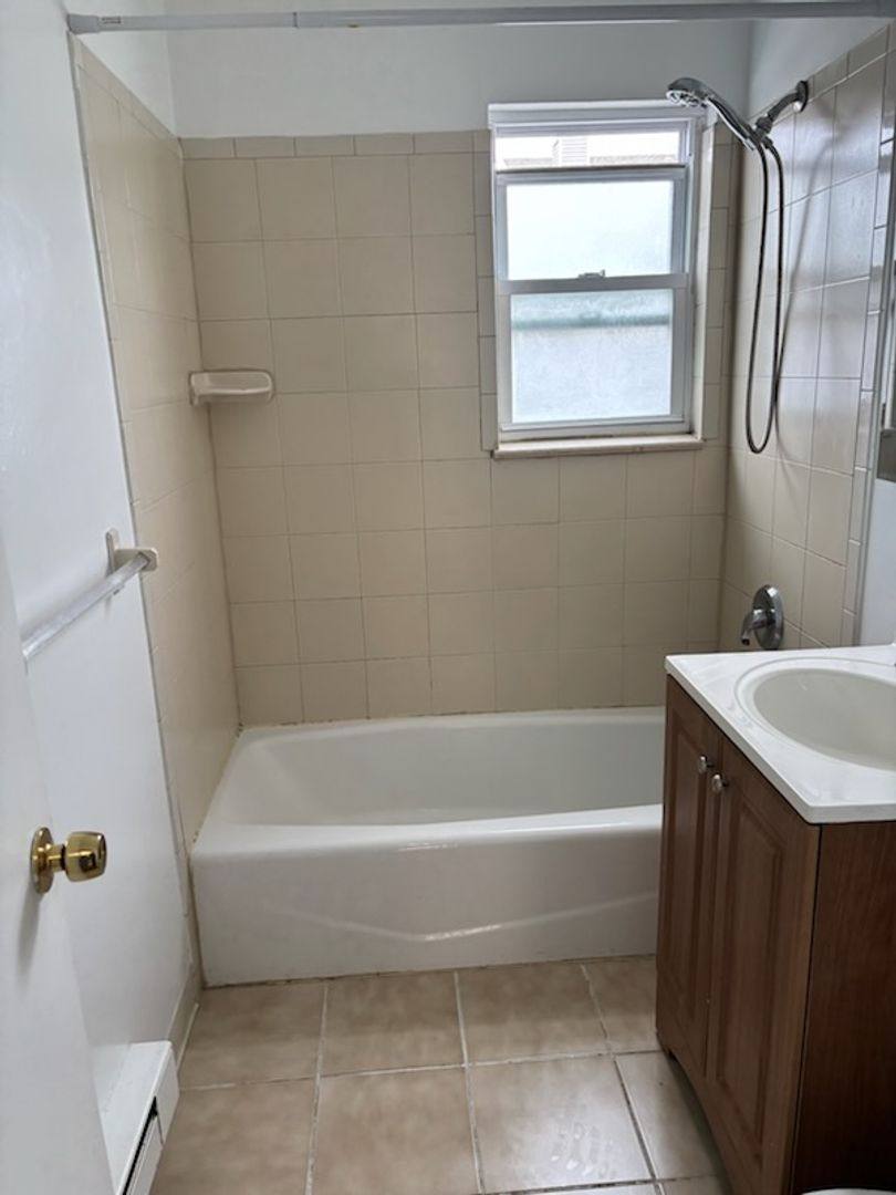 Apartment for rent at 245 Grand Ave, Palisades Park, NJ 07650