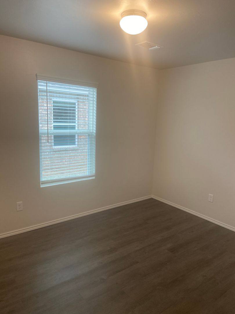 House for rent at 2024 Taylor St, Chickasha, OK 73018
