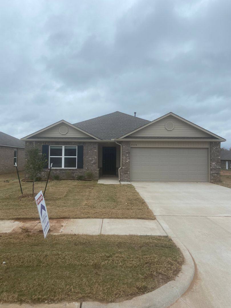 House for rent at 2024 Taylor St, Chickasha, OK 73018