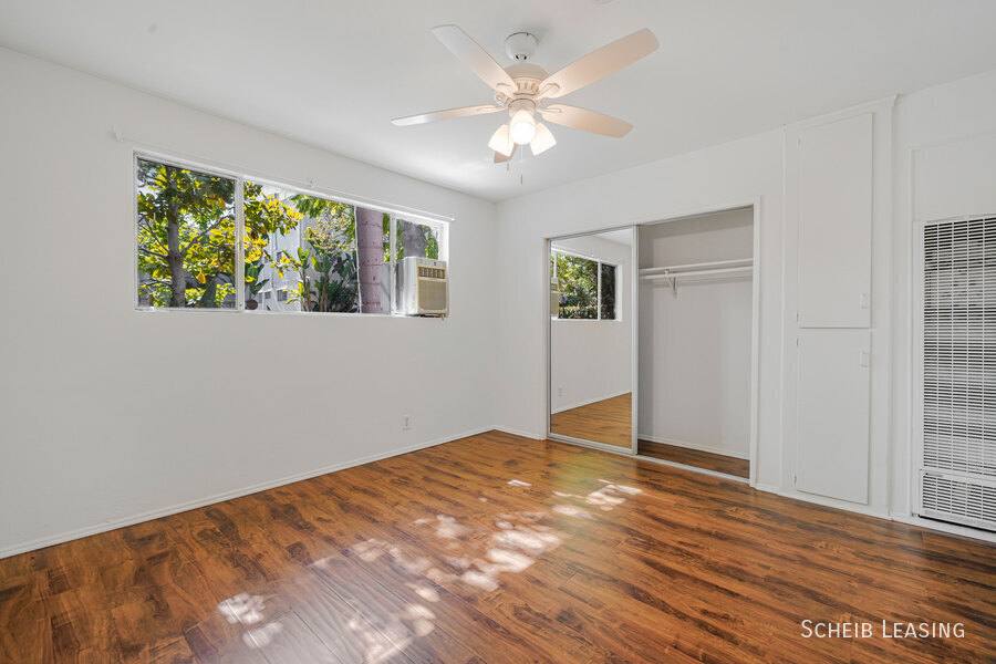 Apartment for rent at 426 S Rexford Dr, Beverly Hills, CA 90212