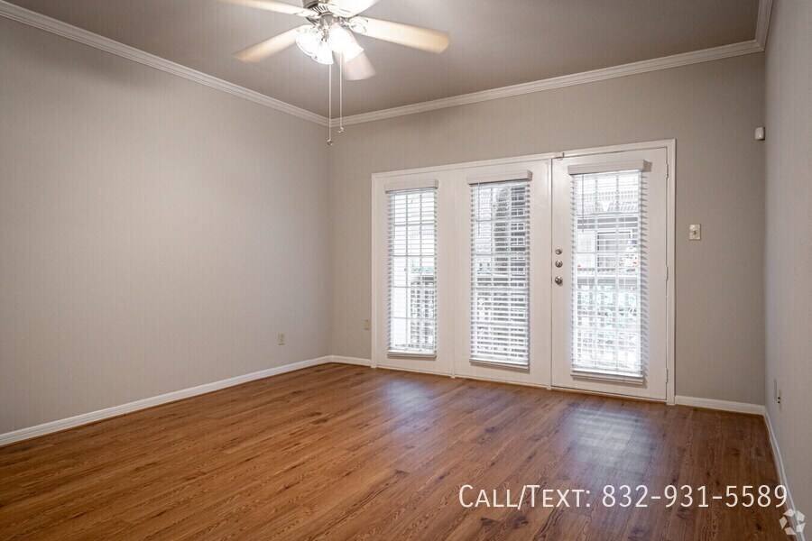 Apartment for rent at 2643 W Alabama St #INV3, Houston, TX 77098