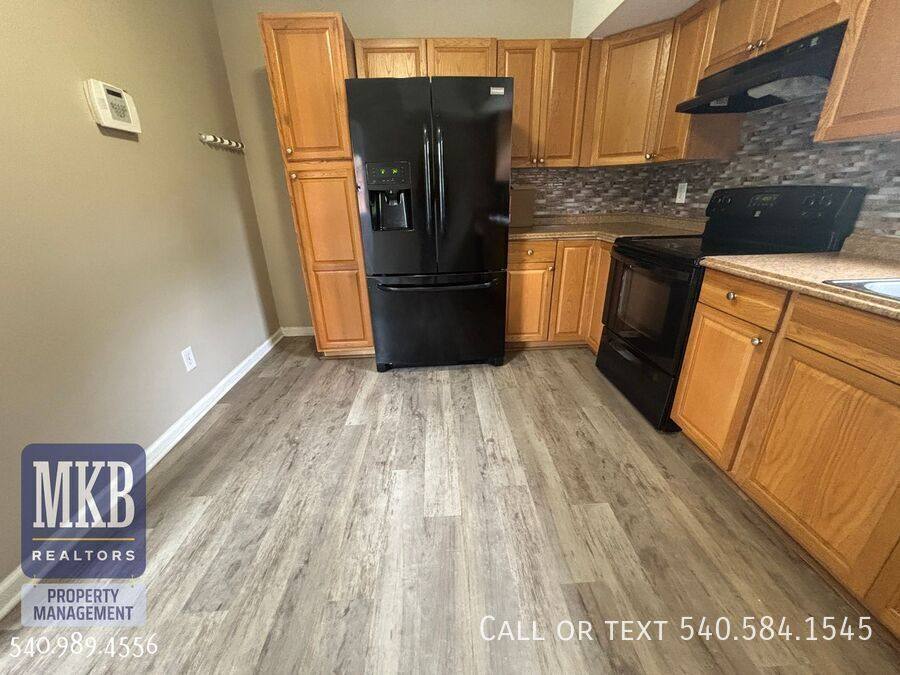 House for rent at 3219 Forest Park Blvd, Roanoke, VA 24017
