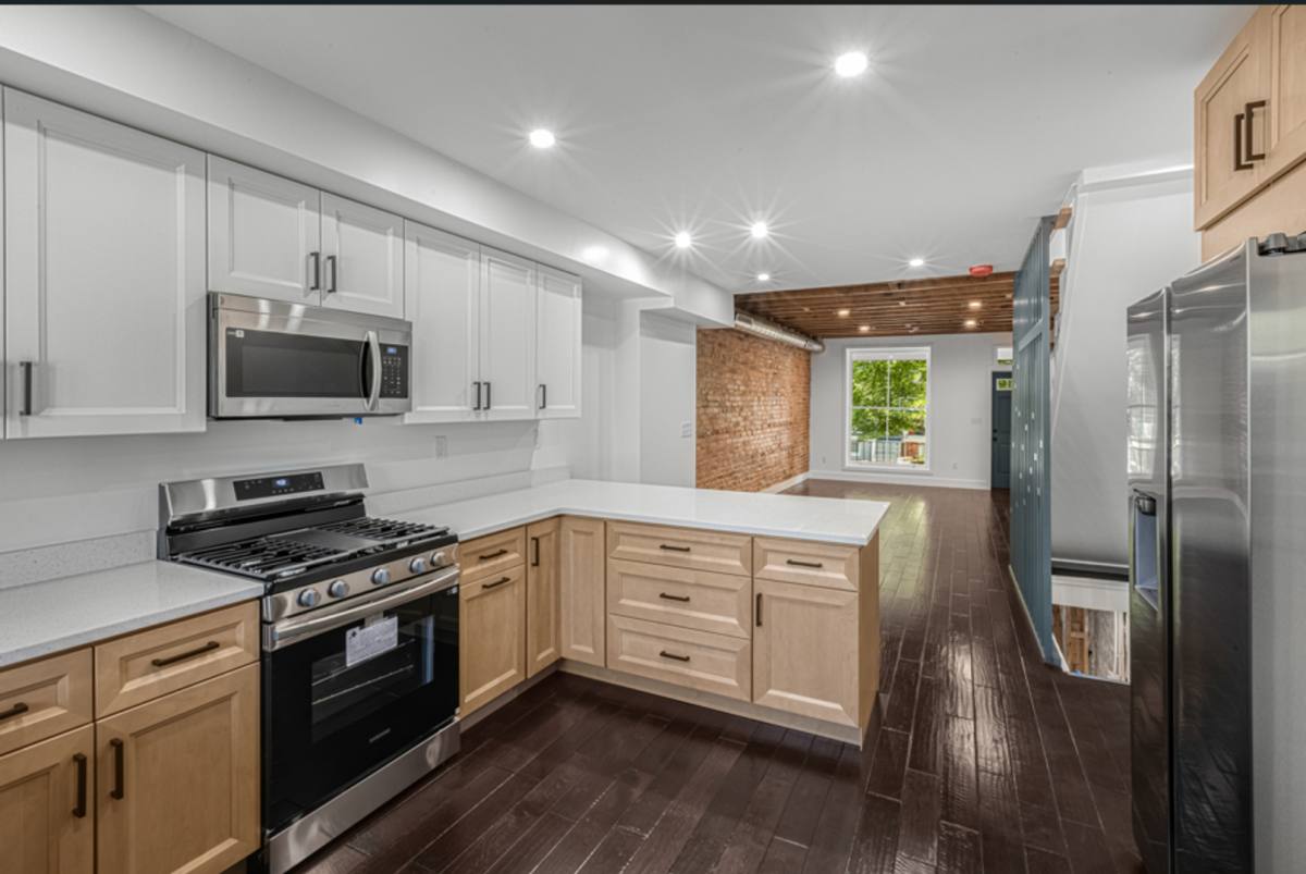House for rent at 325 W Lorraine, Baltimore, MD 21211