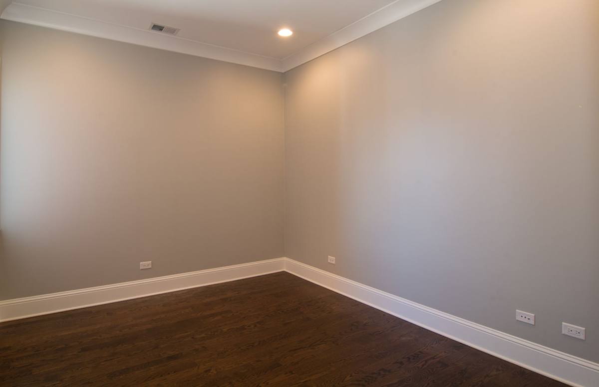 Apartment for rent at 3849 N Southport Ave #4, Chicago, IL 60613