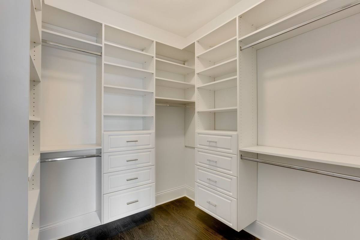 Apartment for rent at 3849 N Southport Ave #4, Chicago, IL 60613