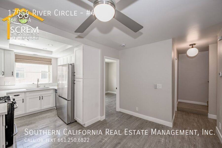 Townhouse for rent at 17954 River Circle #4, Canyon Country, CA 91387