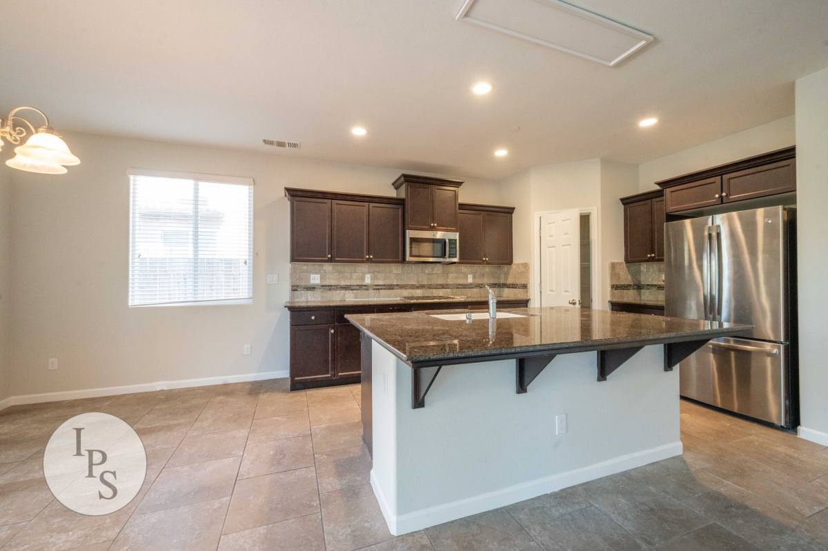 House for rent at 3611 Lansing Ave, Clovis, CA 93619