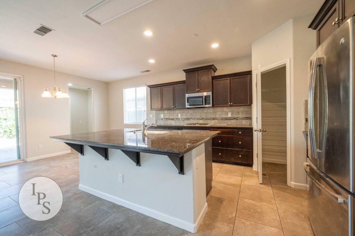 House for rent at 3611 Lansing Ave, Clovis, CA 93619