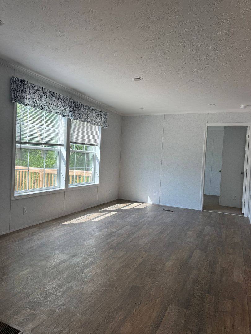 Apartment for rent at 465 Royal Manor Rd #8, Easton, PA 18042