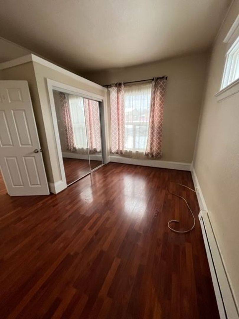 House for rent at 2211 Walnut St, Everett, WA 98201