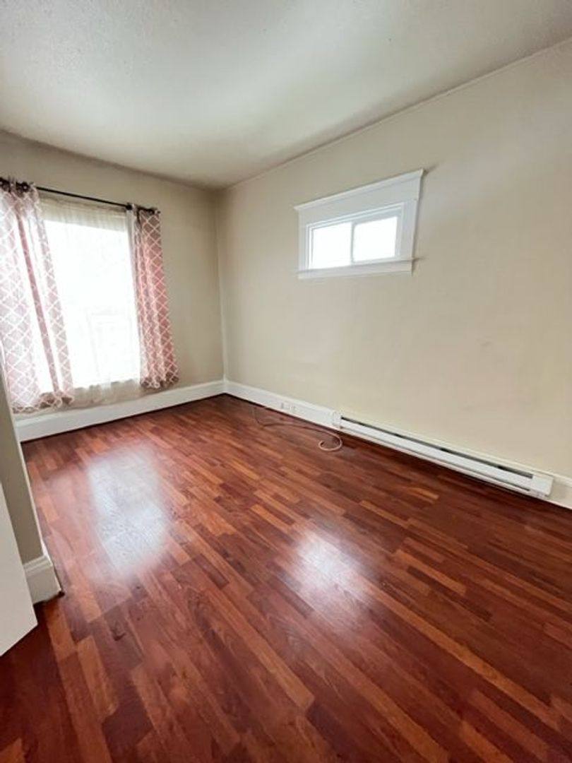 House for rent at 2211 Walnut St, Everett, WA 98201