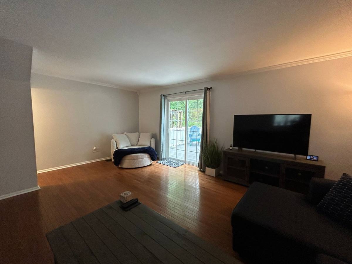 Townhouse for rent at 5059 E Woodmill Dr, Wilmington, DE 19808