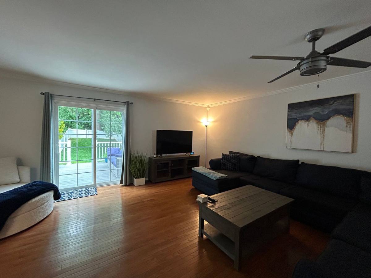 Townhouse for rent at 5059 E Woodmill Dr, Wilmington, DE 19808
