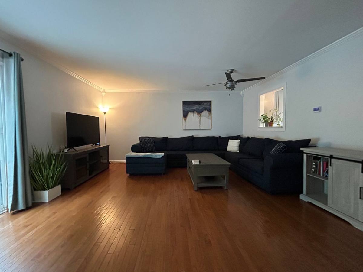 Townhouse for rent at 5059 E Woodmill Dr, Wilmington, DE 19808