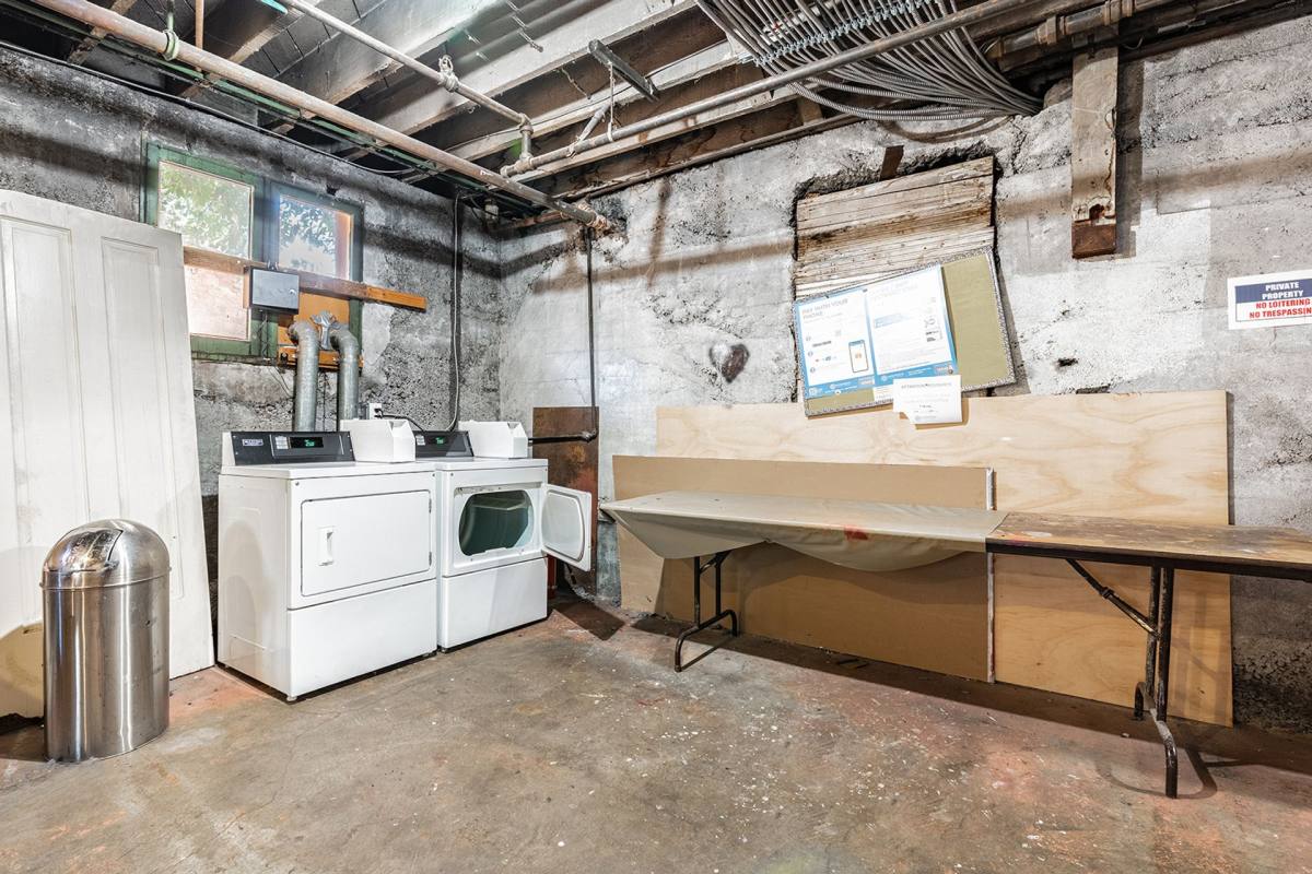 Apartment for rent at 1625 E Madison St, Seattle, WA 98122