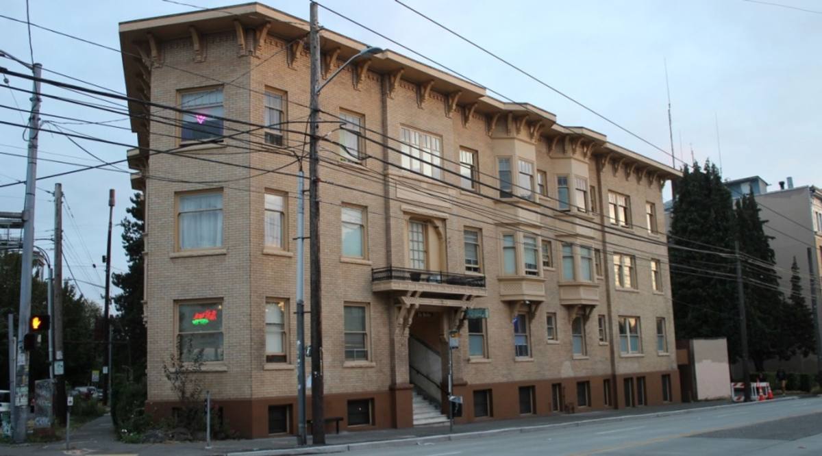 Apartment for rent at 1625 E Madison St, Seattle, WA 98122