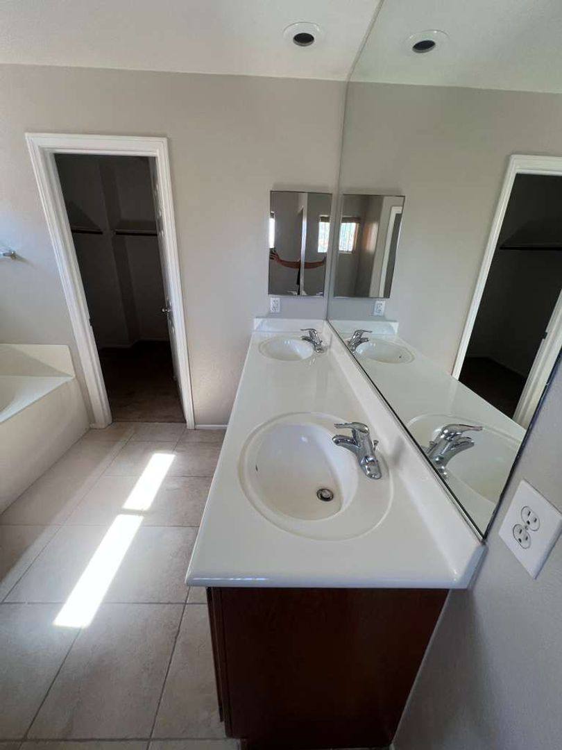 House for rent at 5099 Aesop Ave, Las Vegas, NV 89139