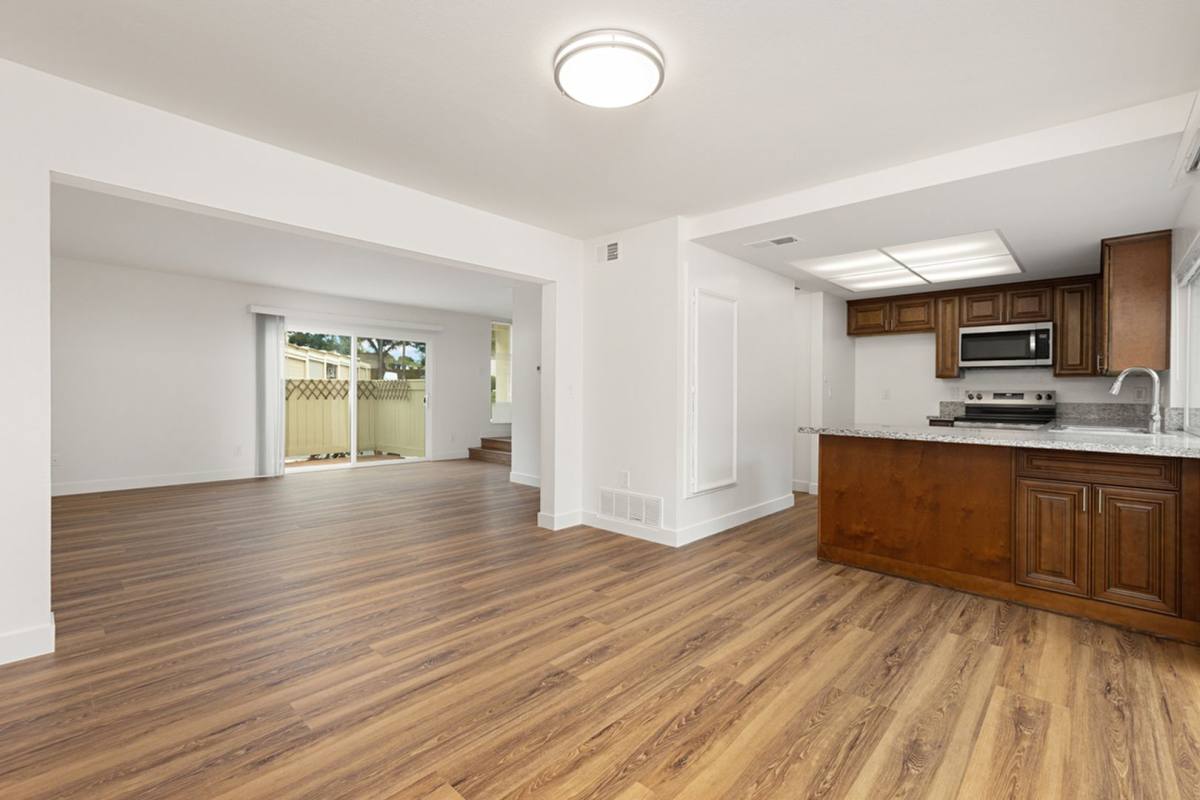 Townhouse for rent at 3661 Harvard Dr, Oceanside, CA 92056
