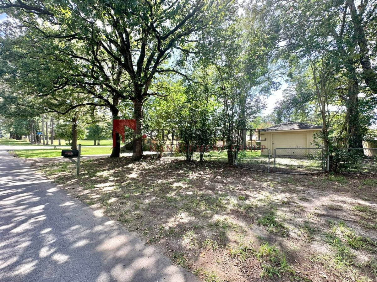 House for rent at 2448 Holly Lane, Flint, TX 75762