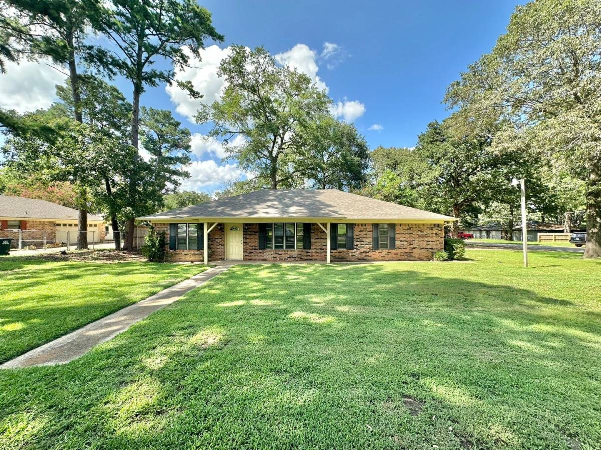 House for rent at 2448 Holly Lane, Flint, TX 75762