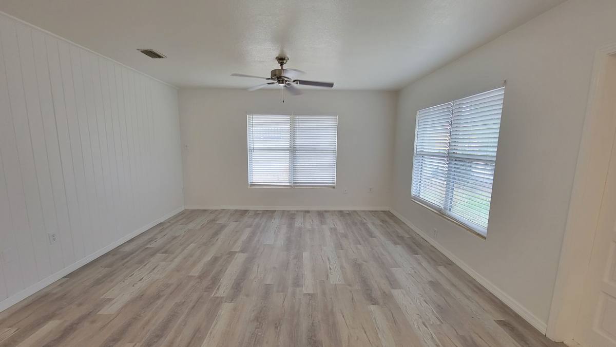 Apartment for rent at 220 Ave Des Parques N, Venice, FL 34285