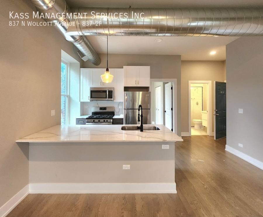 Condo for rent at 837 N Wolcott Ave #2F, Chicago, IL 60622