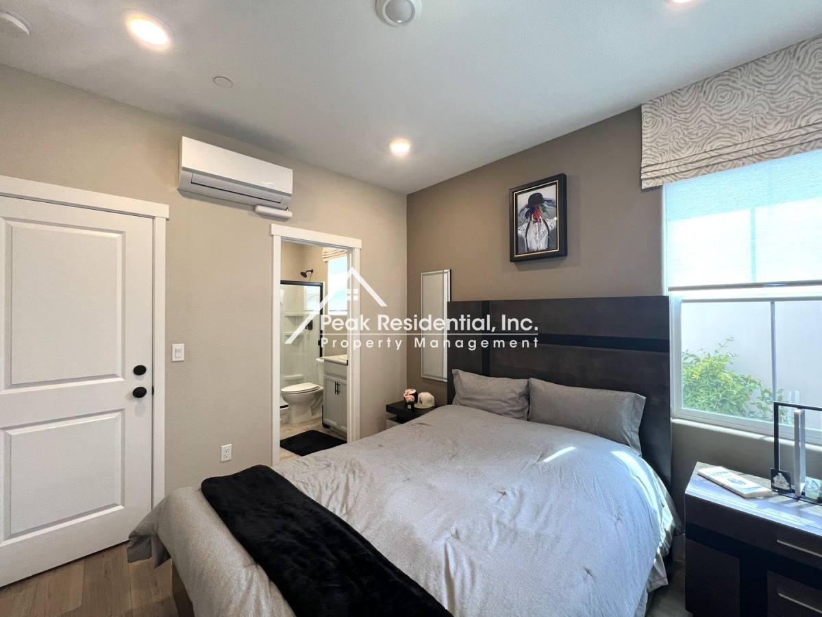 House for rent at 599 Lost River Lane, West Sacramento, CA 95605