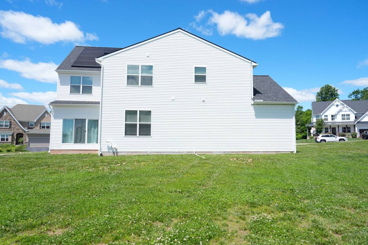 House for rent at 245 Hollyhock Dr, Manchester, PA 17345